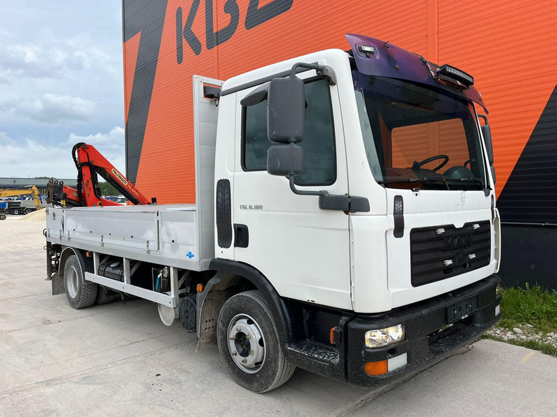 MAN TGL 8.180 4x2 PK4200 YEAR 2013 / PLATFORM L=3710 mm - Camião de caixa aberta/ Plataforma, Camião grua: foto 4 MAN TGL 8.180 4x2 PK4200 YEAR 2013 / PLATFORM L=3710 mm - Camião de caixa aberta/ Plataforma, Camião grua: foto 4