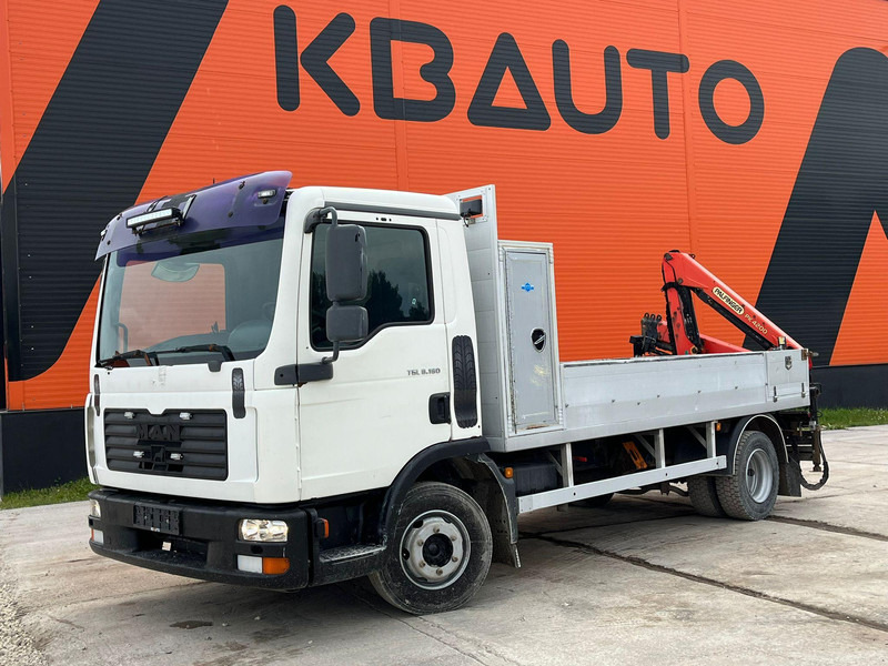 MAN TGL 8.180 4x2 PK4200 YEAR 2013 / PLATFORM L=3710 mm - Camião de caixa aberta/ Plataforma, Camião grua: foto 2 MAN TGL 8.180 4x2 PK4200 YEAR 2013 / PLATFORM L=3710 mm - Camião de caixa aberta/ Plataforma, Camião grua: foto 2