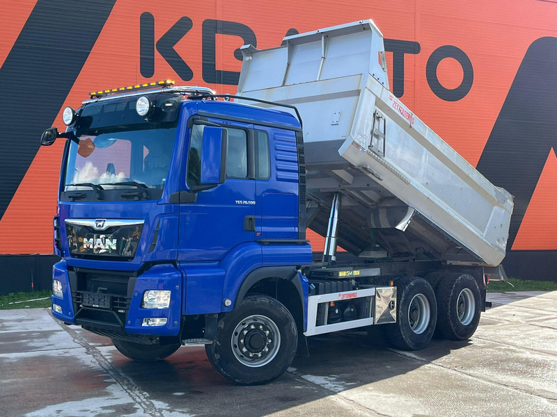 MAN TGS 26.500 6x6 HYDRODRIVE / BOX L=4545 mm - Camião basculante: foto 2 MAN TGS 26.500 6x6 HYDRODRIVE / BOX L=4545 mm - Camião basculante: foto 2