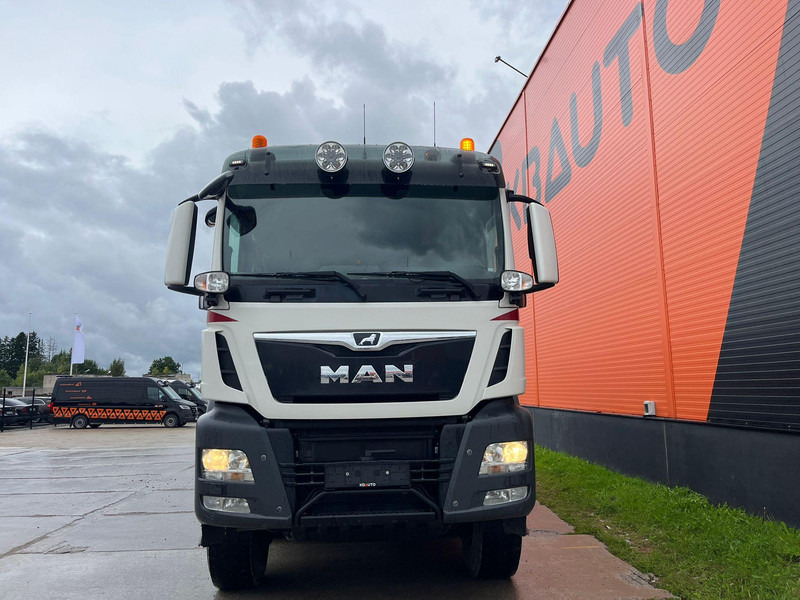MAN TGS 41.500 8x8 RETARDER / BOX L=5880 mm - Camião basculante: foto 3 MAN TGS 41.500 8x8 RETARDER / BOX L=5880 mm - Camião basculante: foto 3