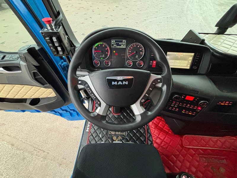 Camião basculante MAN TGX 35.480 8x4*4 BOX L=6900 mm: foto 17 Camião basculante MAN TGX 35.480 8x4*4 BOX L=6900 mm: foto 17