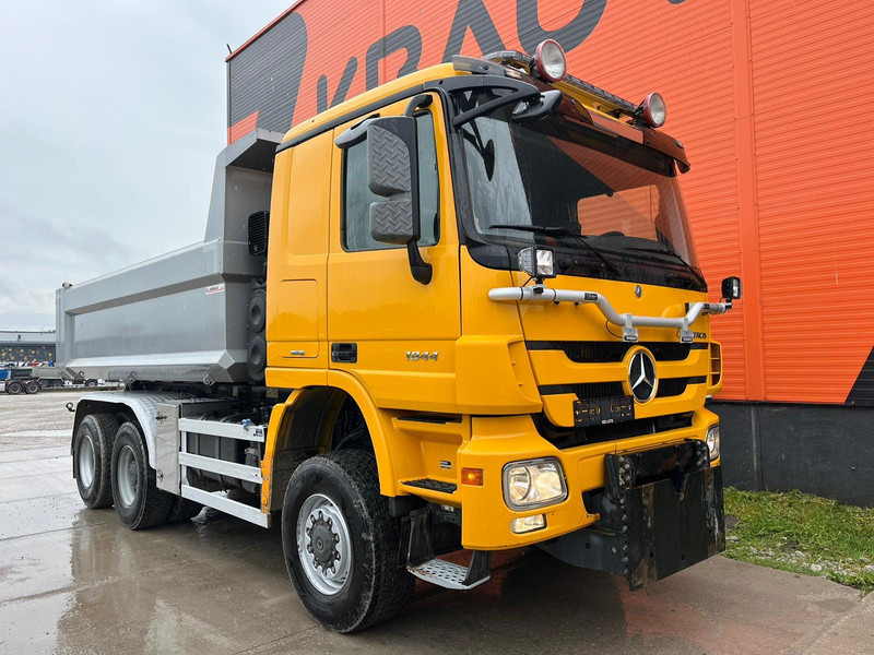 Mercedes-Benz Actros 1844 4x4+2 BOX L=4773 mm - Camião basculante: foto 4 Mercedes-Benz Actros 1844 4x4+2 BOX L=4773 mm - Camião basculante: foto 4