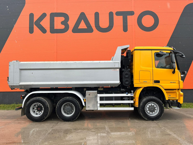 Mercedes-Benz Actros 1844 4x4+2 BOX L=4773 mm - Camião basculante: foto 5 Mercedes-Benz Actros 1844 4x4+2 BOX L=4773 mm - Camião basculante: foto 5
