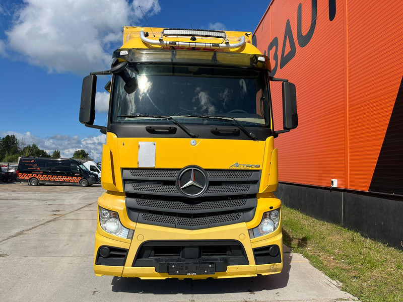 Mercedes-Benz Actros 2545 6x2*4 BOX L=7400mm - Camião furgão: foto 2 Mercedes-Benz Actros 2545 6x2*4 BOX L=7400mm - Camião furgão: foto 2