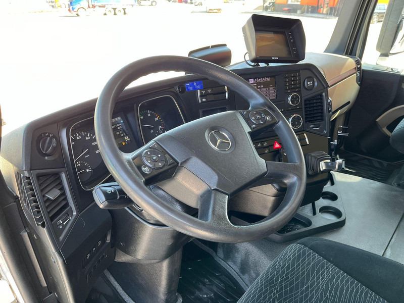 Locação financeira de Mercedes-Benz Actros 2545 6x2 BOX L=7526 mm Mercedes-Benz Actros 2545 6x2 BOX L=7526 mm: foto 15