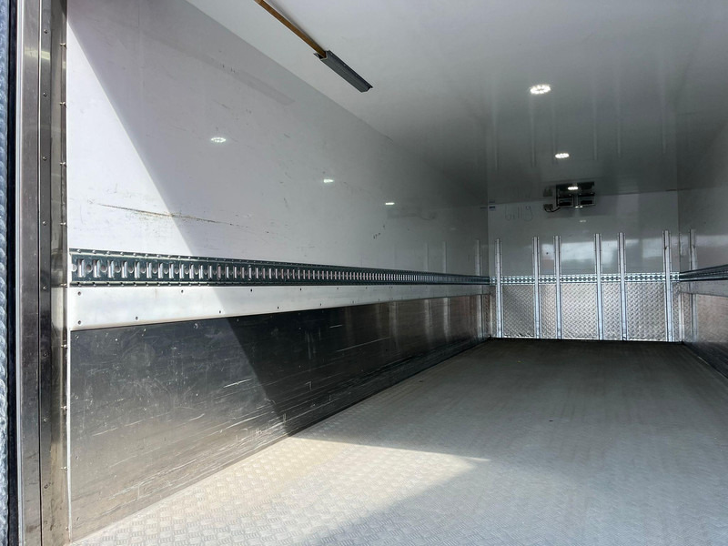 Locação financeira de Mercedes-Benz Actros 2545 6x2 BOX L=7526 mm Mercedes-Benz Actros 2545 6x2 BOX L=7526 mm: foto 13