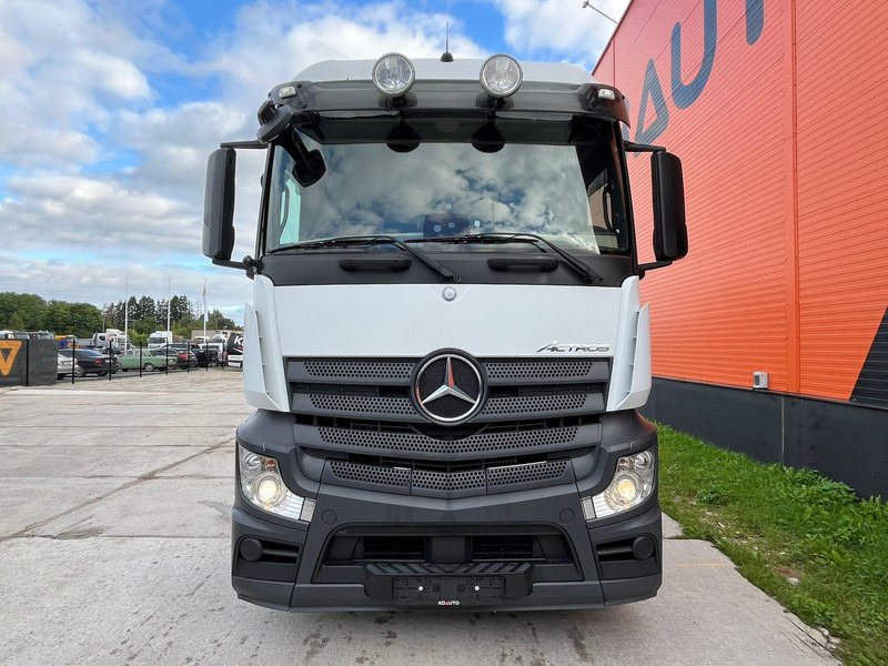 Mercedes-Benz Actros 2548 6x2*4 RETARDER / CHASSIS L= 7870 mm - Camião transportador de contêineres/ Caixa móvel: foto 3 Mercedes-Benz Actros 2548 6x2*4 RETARDER / CHASSIS L= 7870 mm - Camião transportador de contêineres/ Caixa móvel: foto 3