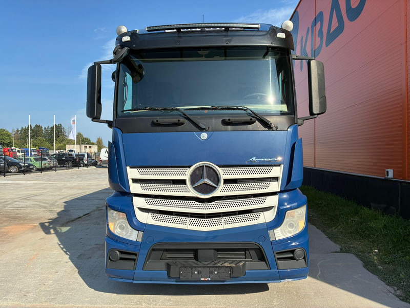 Mercedes-Benz Actros 2548 6x2*4 THERMOKING T-1200R / BOX L=9013 mm - Camião frigorífico: foto 2 Mercedes-Benz Actros 2548 6x2*4 THERMOKING T-1200R / BOX L=9013 mm - Camião frigorífico: foto 2