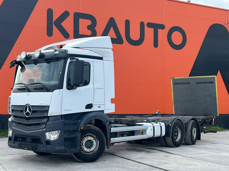 Mercedes-Benz Antos 2545 6x2*4 RETARDER / CHASSIS L=7826 mm - Camião chassi: foto 1 Mercedes-Benz Antos 2545 6x2*4 RETARDER / CHASSIS L=7826 mm - Camião chassi: foto 1