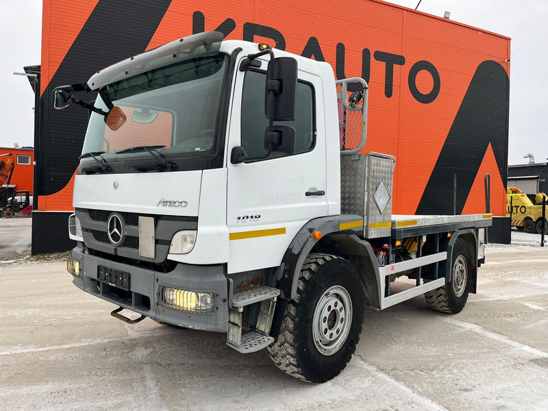 Mercedes-Benz Atego 1018 4x4 ONLY 18844 km ! / FULL STEEL / DRUM BRAKES / PLATFORM L=3500 mm - Camião de caixa aberta/ Plataforma: foto 2 Mercedes-Benz Atego 1018 4x4 ONLY 18844 km ! / FULL STEEL / DRUM BRAKES / PLATFORM L=3500 mm - Camião de caixa aberta/ Plataforma: foto 2