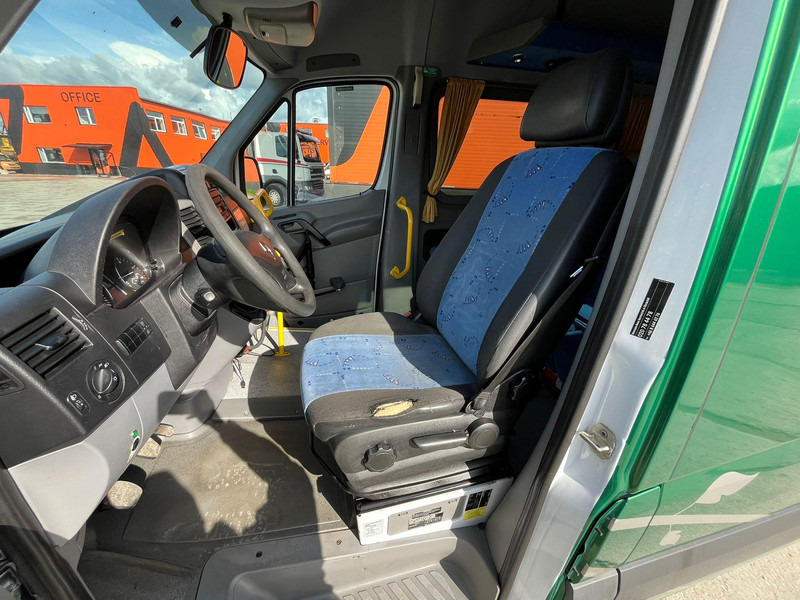 Minibus, Furgão de passageiros Mercedes-Benz Sprinter 4x2 19 +1 SEATS / AC: foto 13