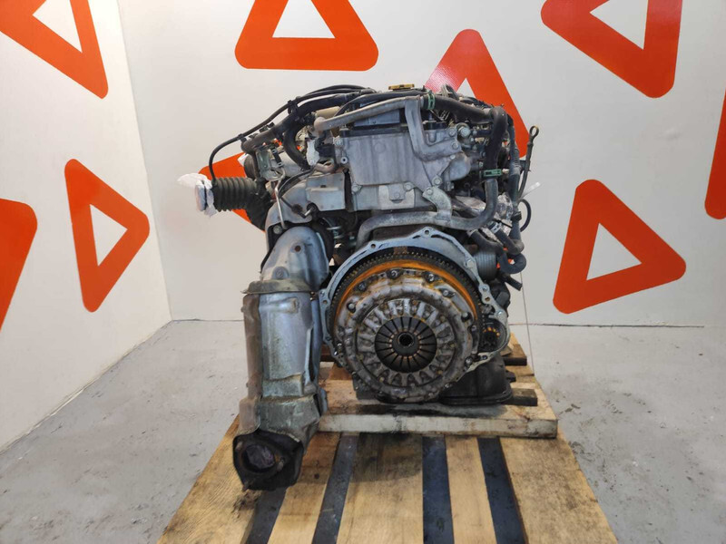 Nissan NT 400 CABSTAR ENGINE YD25DDTI / LOW MILEAGE - Motor para Camião: foto 4 Nissan NT 400 CABSTAR ENGINE YD25DDTI / LOW MILEAGE - Motor para Camião: foto 4