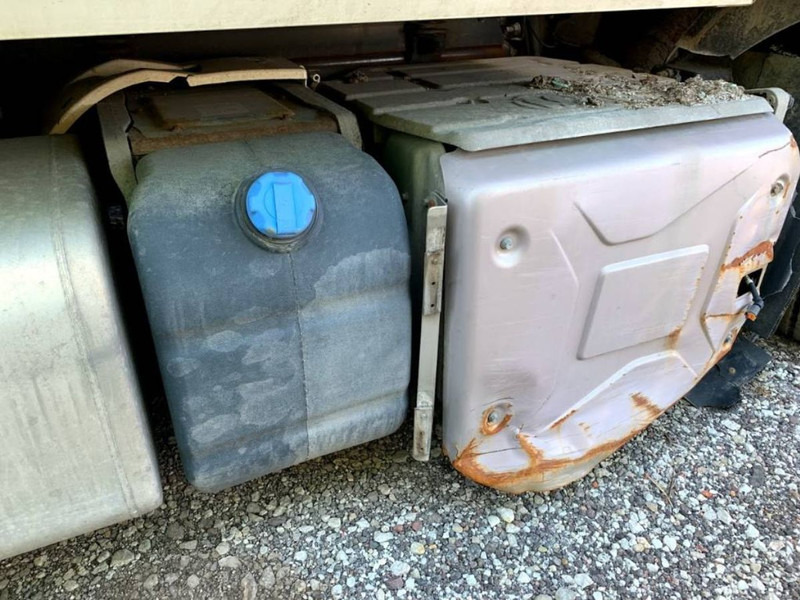 Renault T 380 EURO6 FOR PARTS 2015 LOW MILEAGE - Estrutura/ Châssis para Camião: foto 5 Renault T 380 EURO6 FOR PARTS 2015 LOW MILEAGE - Estrutura/ Châssis para Camião: foto 5