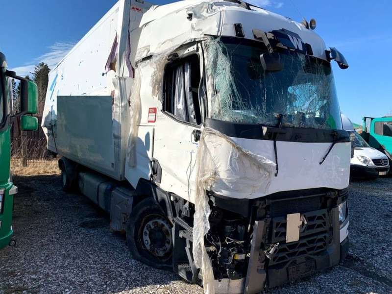 Renault T 380 EURO6 FOR PARTS 2015 LOW MILEAGE - Estrutura/ Châssis para Camião: foto 2 Renault T 380 EURO6 FOR PARTS 2015 LOW MILEAGE - Estrutura/ Châssis para Camião: foto 2