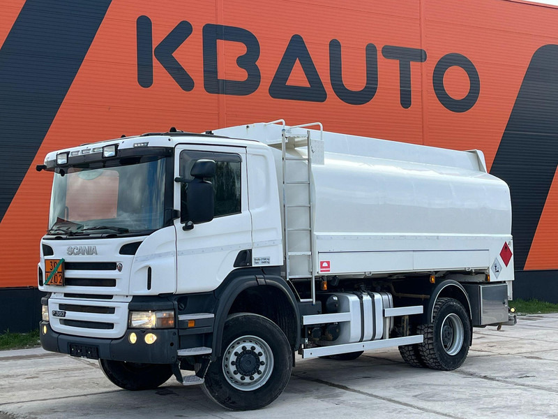Scania P 360 4x4 TANK 12000 l / ADR - Camião cisterna: foto 1 Scania P 360 4x4 TANK 12000 l / ADR - Camião cisterna: foto 1