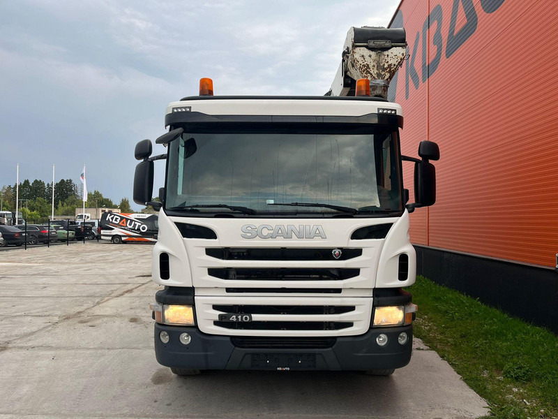 Scania P 410 8x4 LIEBHERR 9 m3 + CONVEYOR / FULL STEEL - Camião betoneira: foto 2 Scania P 410 8x4 LIEBHERR 9 m3 + CONVEYOR / FULL STEEL - Camião betoneira: foto 2