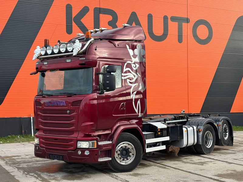 Scania R 490 6x2*4 UNDERBODY SCRAPER / RETARDER / PALIFT L=5400 mm - Camião polibenne: foto 1 Scania R 490 6x2*4 UNDERBODY SCRAPER / RETARDER / PALIFT L=5400 mm - Camião polibenne: foto 1