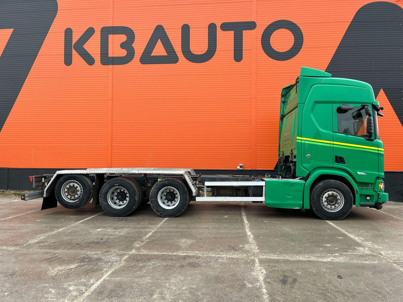 Scania R 580 8x4*4 9 TON FRONT AXLE / PTO / RETARDER - Camião chassi: foto 4 Scania R 580 8x4*4 9 TON FRONT AXLE / PTO / RETARDER - Camião chassi: foto 4