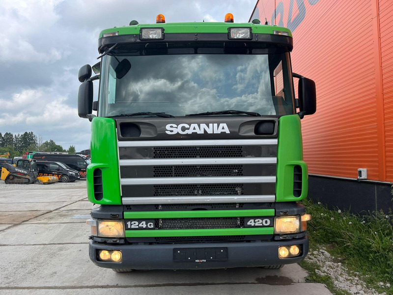 Scania R124 8x4 TANK 12000 l / VACUUM Disab P210/9 - 7800 m3/h / 1182 hours - Caminhão limpa fossa: foto 2 Scania R124 8x4 TANK 12000 l / VACUUM Disab P210/9 - 7800 m3/h / 1182 hours - Caminhão limpa fossa: foto 2