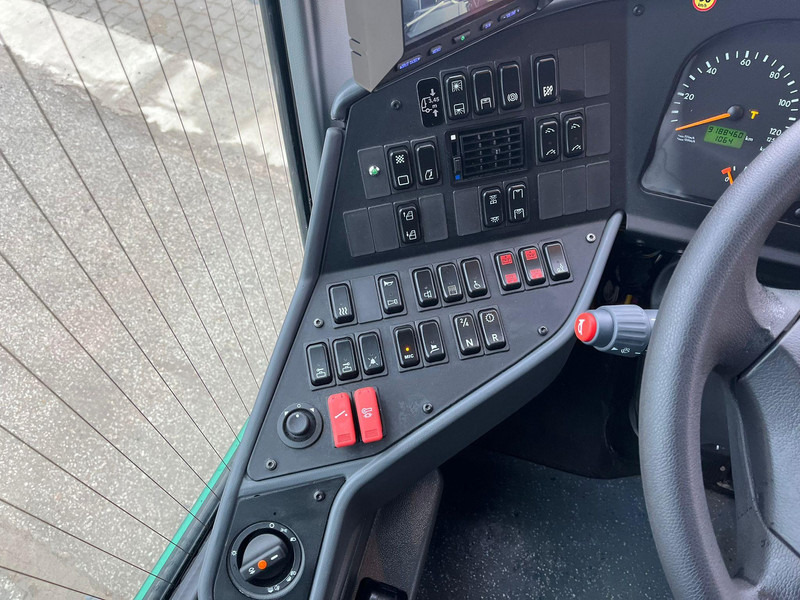 Ônibus suburbano Setra S 417 UL 6x2*4 57 SEATS / AC / AUXILIARY HEATER / WHEELCHAIR LIFT: foto 13 Ônibus suburbano Setra S 417 UL 6x2*4 57 SEATS / AC / AUXILIARY HEATER / WHEELCHAIR LIFT: foto 13