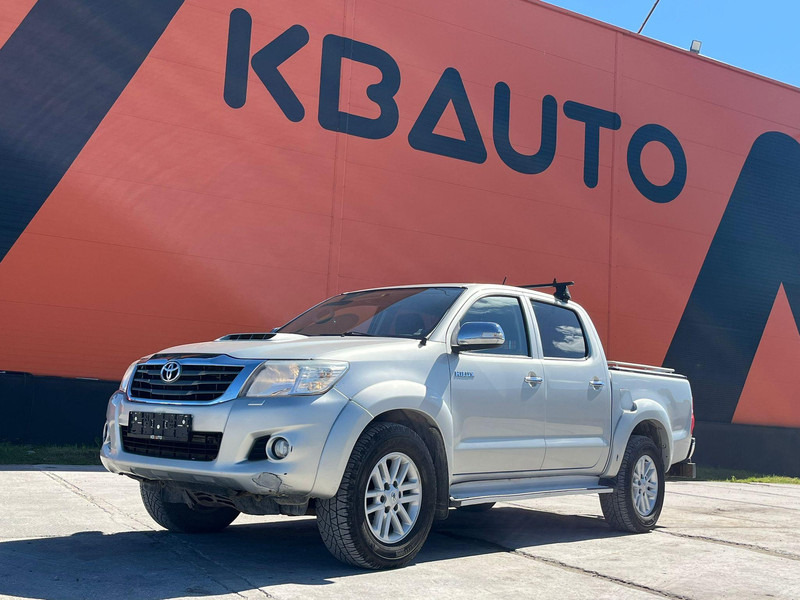 Toyota Hilux 4x4 - Automóvel: foto 1 Toyota Hilux 4x4 - Automóvel: foto 1