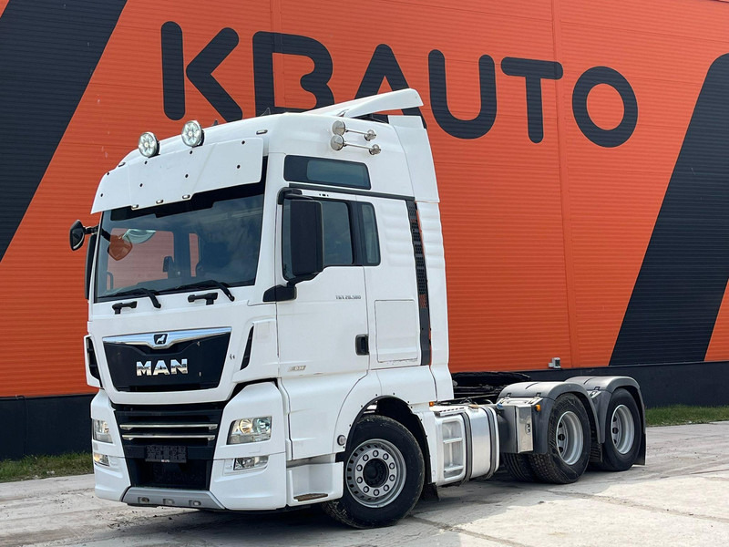MAN TGX 28.580 6x2 XXL CAB / INTARDER / DOUBLE BOGIE - Tractor: foto 1 MAN TGX 28.580 6x2 XXL CAB / INTARDER / DOUBLE BOGIE - Tractor: foto 1