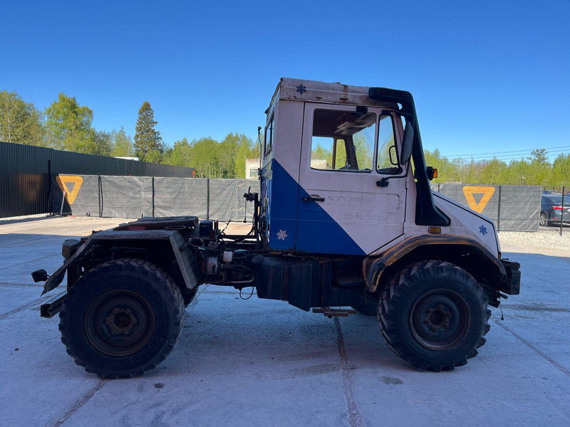 Mercedes-Benz Unimog U130 4x4 - Tractor: foto 5 Mercedes-Benz Unimog U130 4x4 - Tractor: foto 5
