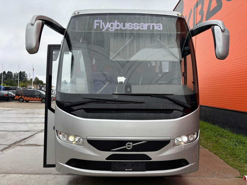 Volvo B8R 9700 H 6x2*4 61 +1 SEATS / AC / AUXILIARY HEATER / WC - Autocarro: foto 2 Volvo B8R 9700 H 6x2*4 61 +1 SEATS / AC / AUXILIARY HEATER / WC - Autocarro: foto 2