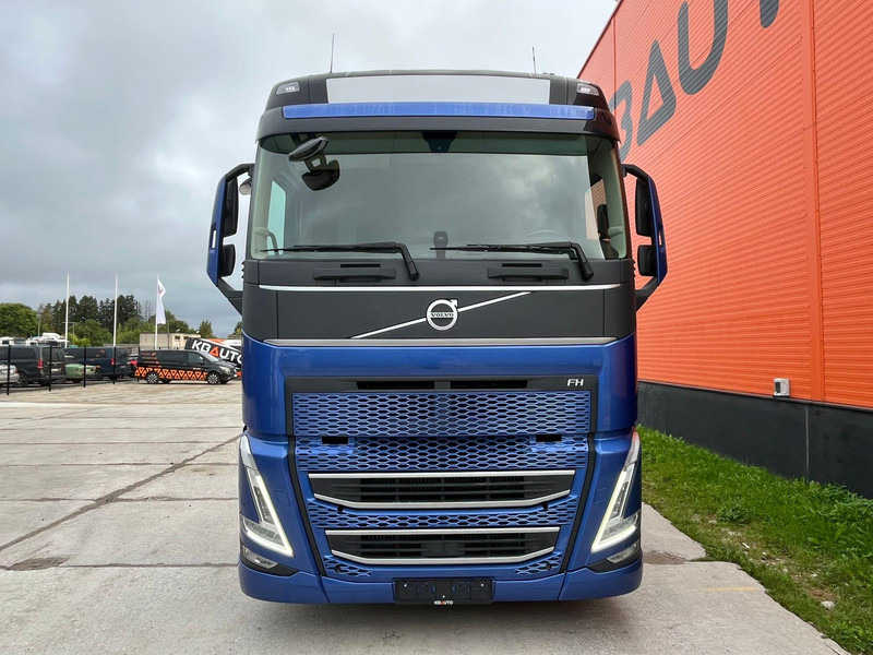 Volvo FH 500 8x4*4 GLOBE XL / RETARDER / CHASSIS L=7589 mm - Camião chassi: foto 2 Volvo FH 500 8x4*4 GLOBE XL / RETARDER / CHASSIS L=7589 mm - Camião chassi: foto 2