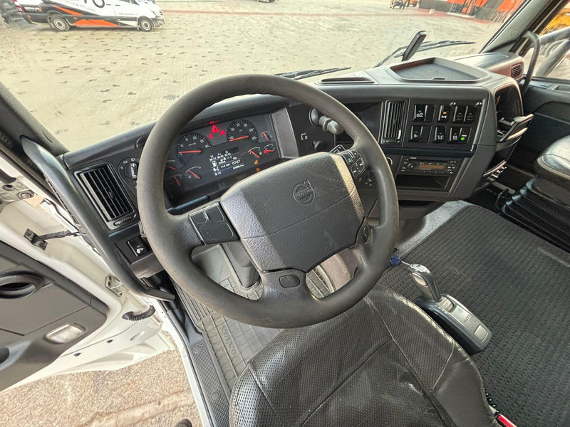 Locação financeira de Volvo FH 540 6x2 LOW CHECKED MILEAGE ! / RETARDER / CHASSIS L=6975 mm Volvo FH 540 6x2 LOW CHECKED MILEAGE ! / RETARDER / CHASSIS L=6975 mm: foto 15 Locação financeira de Volvo FH 540 6x2 LOW CHECKED MILEAGE ! / RETARDER / CHASSIS L=6975 mm Volvo FH 540 6x2 LOW CHECKED MILEAGE ! / RETARDER / CHASSIS L=6975 mm: foto 15