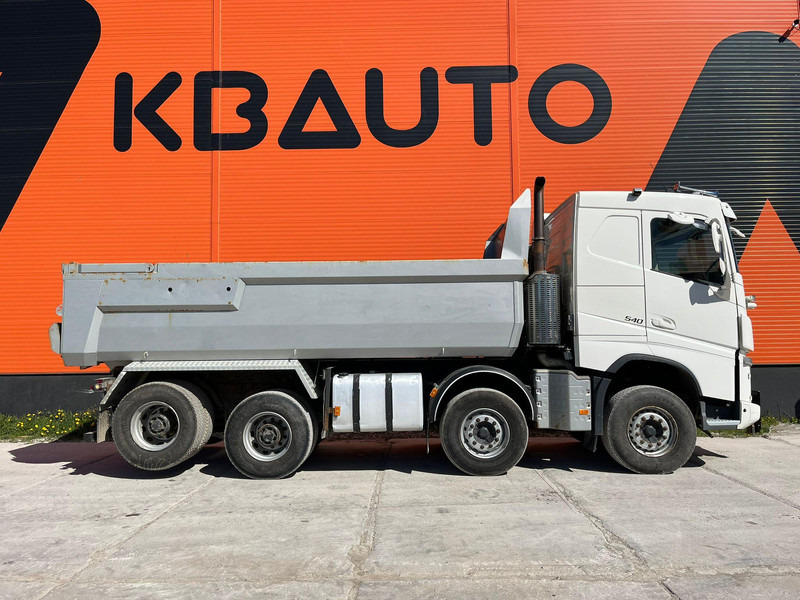 Volvo FH 540 8x4 RETARDER / TANDEM AXLE LIFT / BIG AXLES / BOX L=5704 mm - Camião basculante: foto 5 Volvo FH 540 8x4 RETARDER / TANDEM AXLE LIFT / BIG AXLES / BOX L=5704 mm - Camião basculante: foto 5