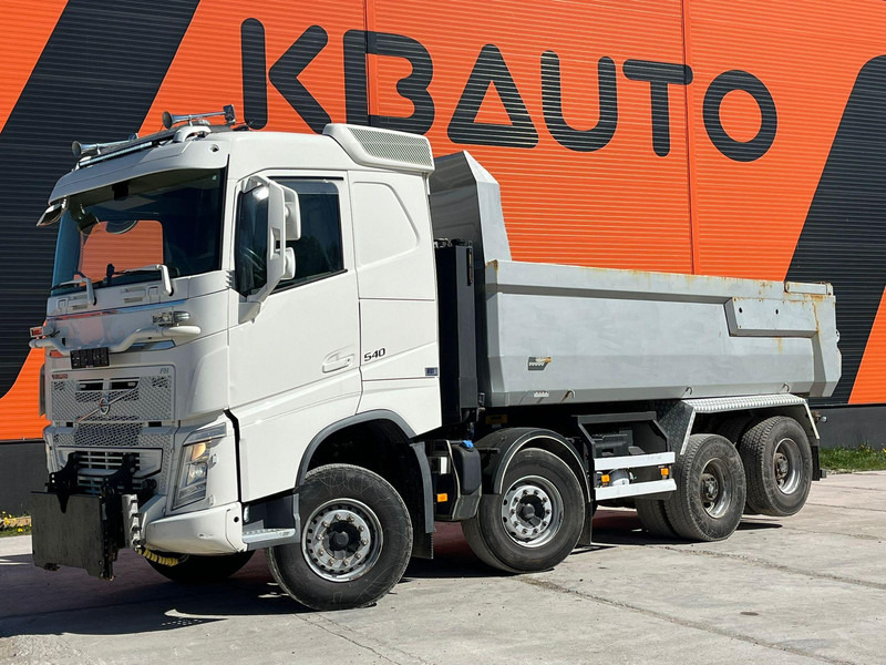 Volvo FH 540 8x4 RETARDER / TANDEM AXLE LIFT / BIG AXLES / BOX L=5704 mm - Camião basculante: foto 1 Volvo FH 540 8x4 RETARDER / TANDEM AXLE LIFT / BIG AXLES / BOX L=5704 mm - Camião basculante: foto 1