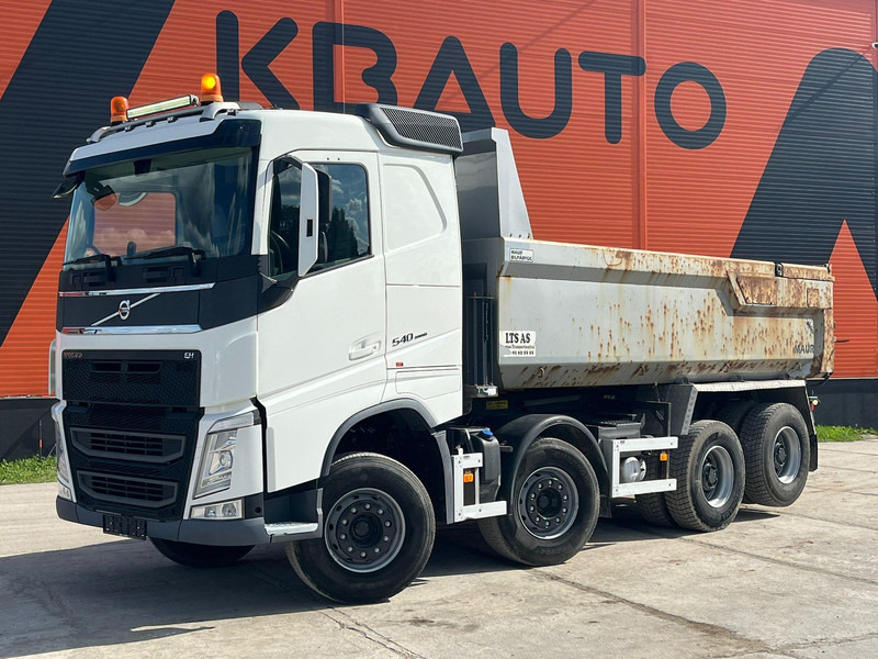 Volvo FH 540 8x4 RETARDER / TANDEM AXLE LIFT / BOX L=5501 mm - Camião basculante: foto 1 Volvo FH 540 8x4 RETARDER / TANDEM AXLE LIFT / BOX L=5501 mm - Camião basculante: foto 1