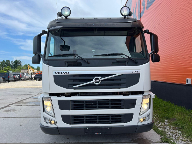 Volvo FM 330 4x2 PK12002 / PLATFORM L=6682 mm - Camião de caixa aberta/ Plataforma, Camião grua: foto 3 Volvo FM 330 4x2 PK12002 / PLATFORM L=6682 mm - Camião de caixa aberta/ Plataforma, Camião grua: foto 3