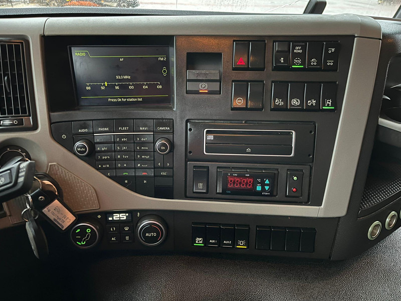 Locação financeira de Volvo FM 420 6x2 ADBLUE PROGRAMMED OFF / BOX HEATING / BOX L=9977 mm Volvo FM 420 6x2 ADBLUE PROGRAMMED OFF / BOX HEATING / BOX L=9977 mm: foto 19