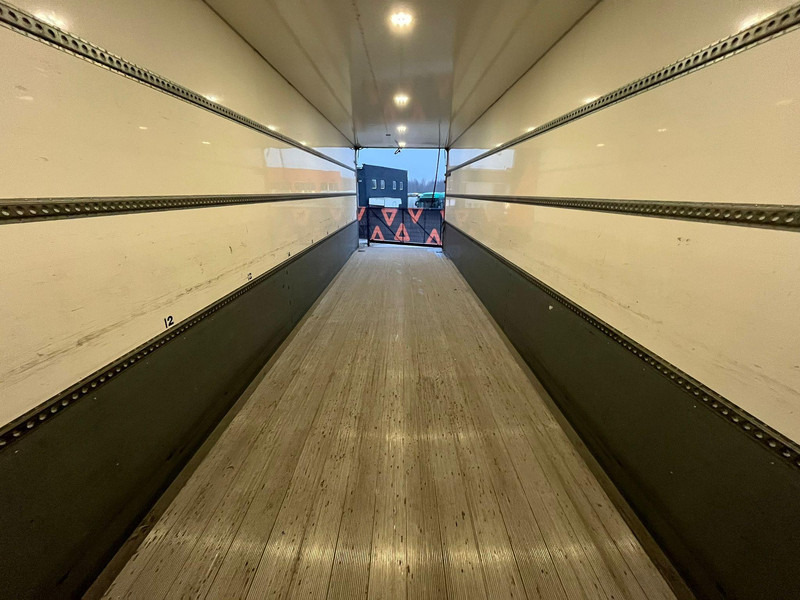 Locação financeira de Volvo FM 420 6x2 ADBLUE PROGRAMMED OFF / BOX HEATING / BOX L=9977 mm Volvo FM 420 6x2 ADBLUE PROGRAMMED OFF / BOX HEATING / BOX L=9977 mm: foto 13