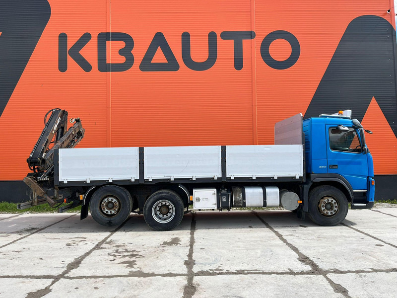 Volvo FM 9 300 6x2*4 HIAB 085D-3 / PLATFORM L=6320 mm - Camião de caixa aberta/ Plataforma, Camião grua: foto 5 Volvo FM 9 300 6x2*4 HIAB 085D-3 / PLATFORM L=6320 mm - Camião de caixa aberta/ Plataforma, Camião grua: foto 5