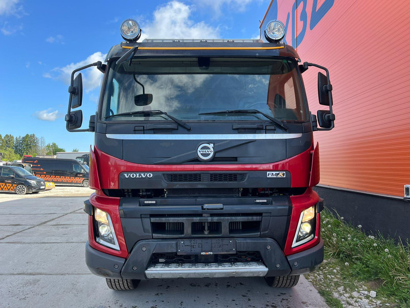 Volvo FMX 540 8x4 RETARDER / TANDEM AXLE LIFT / BIG AXLES - Camião basculante: foto 3 Volvo FMX 540 8x4 RETARDER / TANDEM AXLE LIFT / BIG AXLES - Camião basculante: foto 3