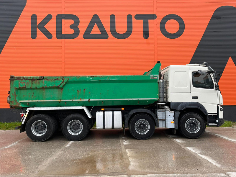 Volvo FMX 540 8x4 TANDEM AXLE LIFT / BIG AXLES / BOX L=5695 mm - Camião basculante: foto 5 Volvo FMX 540 8x4 TANDEM AXLE LIFT / BIG AXLES / BOX L=5695 mm - Camião basculante: foto 5