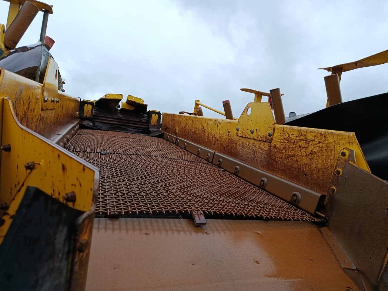 KEESTRACK Novum 4215 - Peneira vibratória: foto 4 KEESTRACK Novum 4215 - Peneira vibratória: foto 4