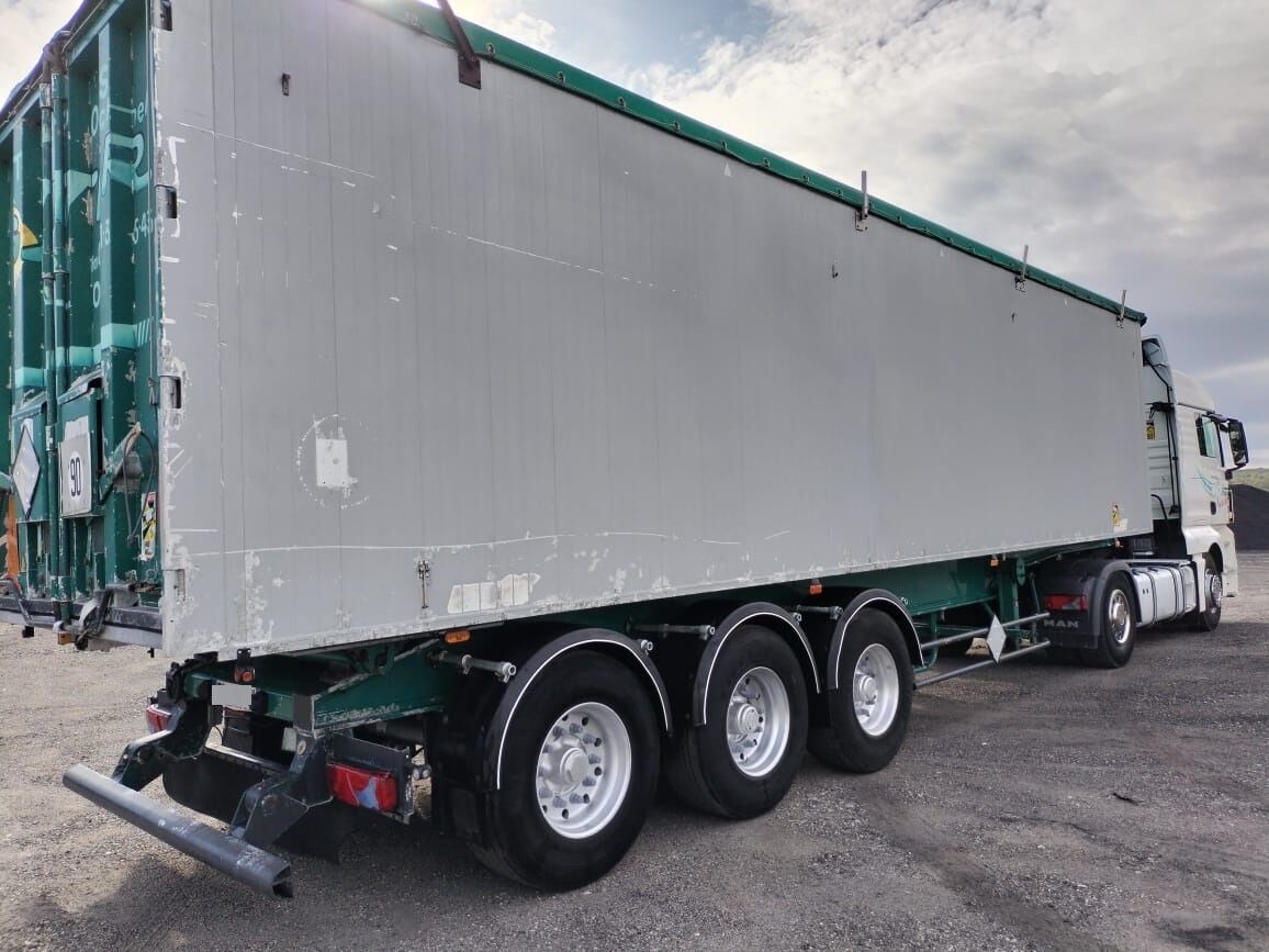 Benalu C 34 - Semi-reboque basculante: foto 4 Benalu C 34 - Semi-reboque basculante: foto 4