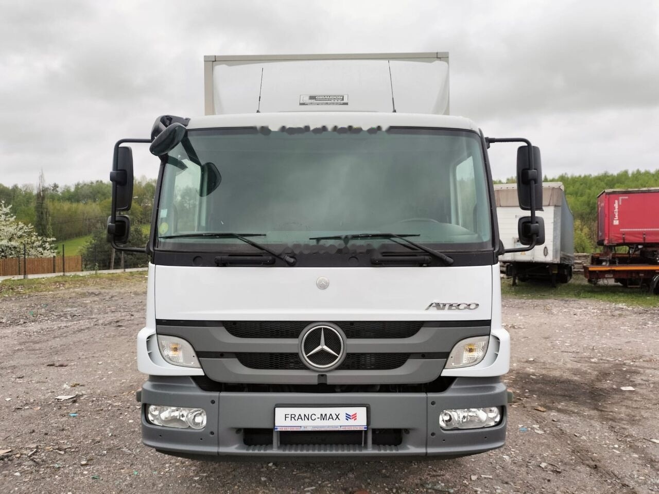 Mercedes-Benz ATEGO 1329 - Camião isotérmico: foto 1 Mercedes-Benz ATEGO 1329 - Camião isotérmico: foto 1