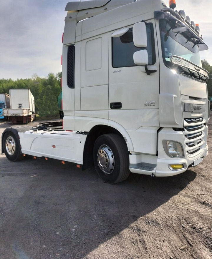 DAF XF 460 - Tractor: foto 2 DAF XF 460 - Tractor: foto 2