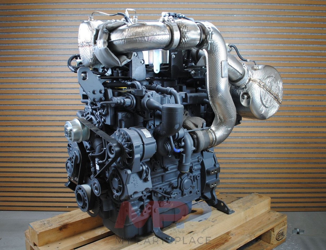 Deutz Deutz TCD 3.6 L4 - Motor: foto 1 Deutz Deutz TCD 3.6 L4 - Motor: foto 1