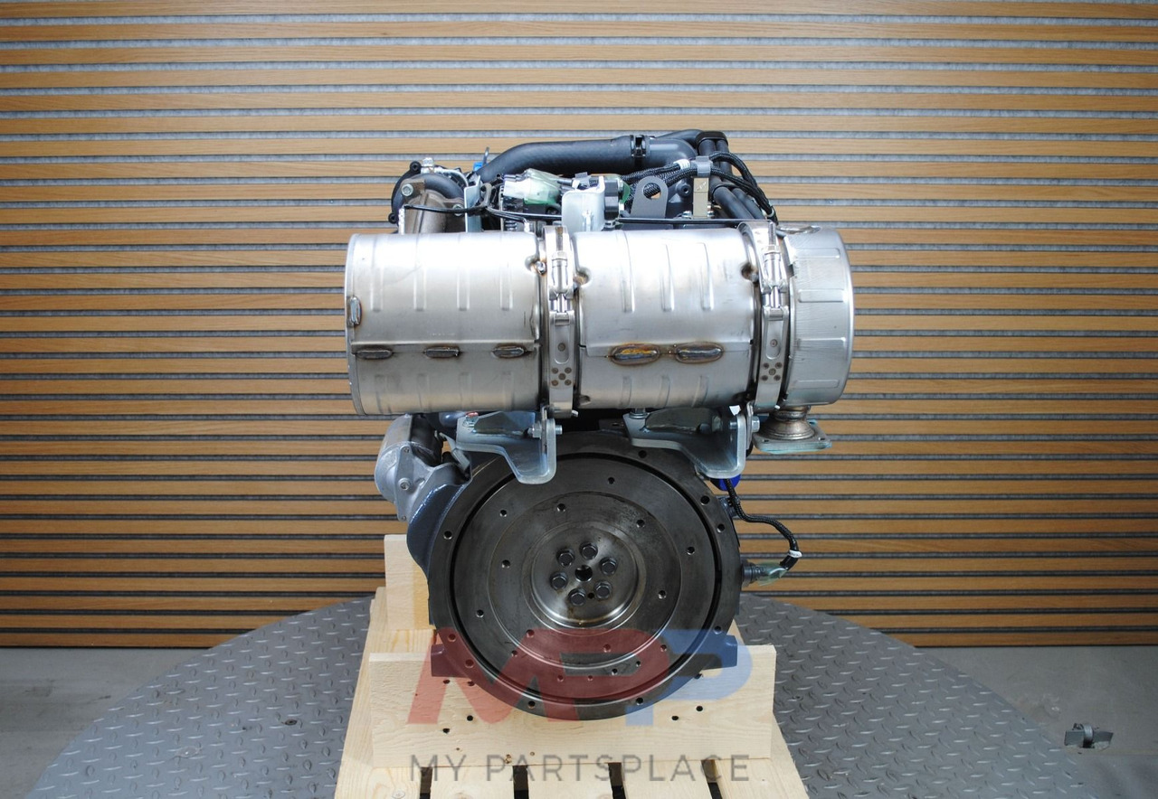Kubota Kubota V2403-CR-T nieuw - Motor: foto 1 Kubota Kubota V2403-CR-T nieuw - Motor: foto 1