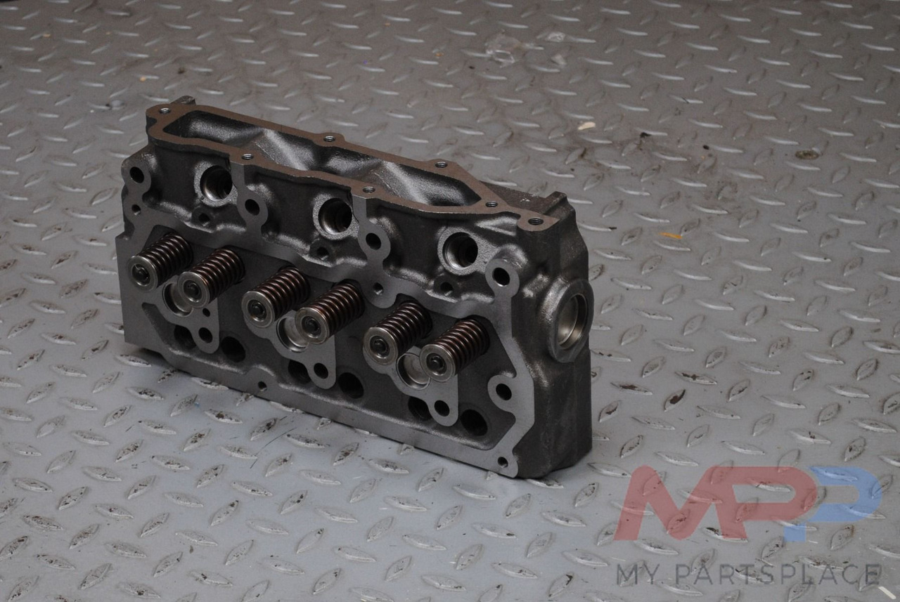 Mitsubishi Cilinderkop Mitsubishi S3L2 - Motor: foto 4 Mitsubishi Cilinderkop Mitsubishi S3L2 - Motor: foto 4