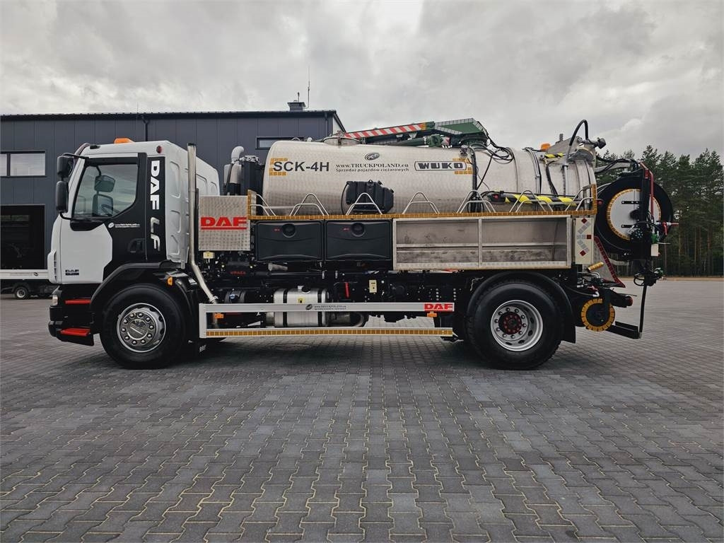 DAF WUKO SCK-4HW for collecting waste liquid separator  - Caminhão limpa fossa: foto 4 DAF WUKO SCK-4HW for collecting waste liquid separator  - Caminhão limpa fossa: foto 4