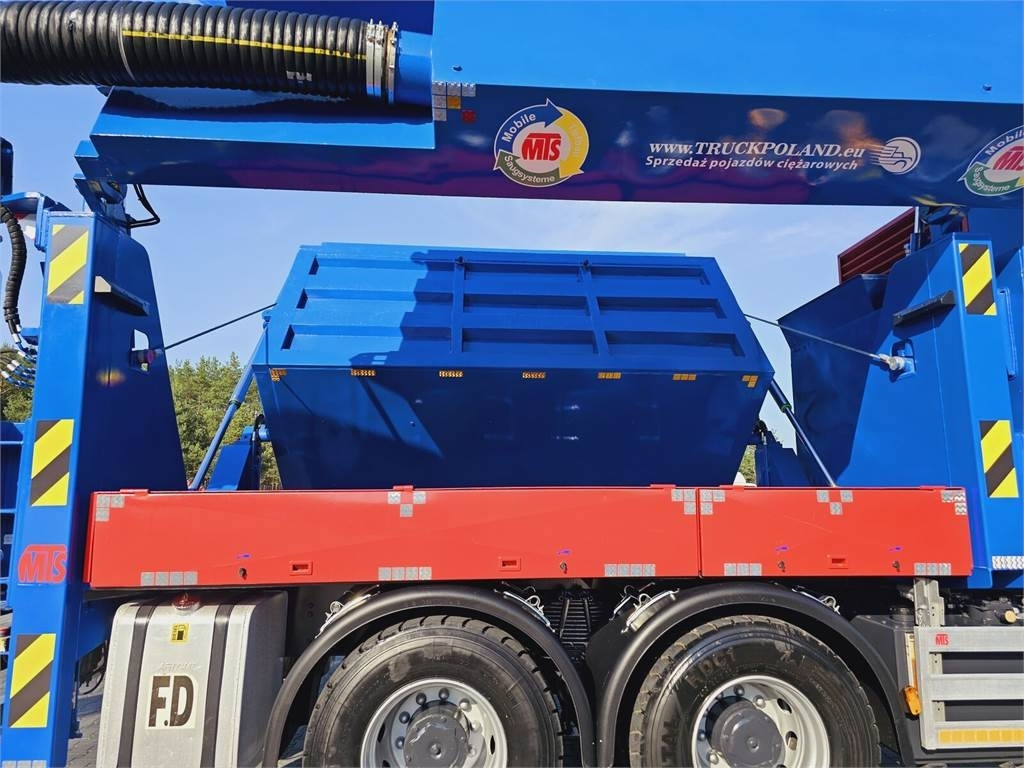 Caminhão limpa fossa Iveco MTS 4 x TURBINE MTS 4 x TURBINE Saugbagger vacuum: foto 15