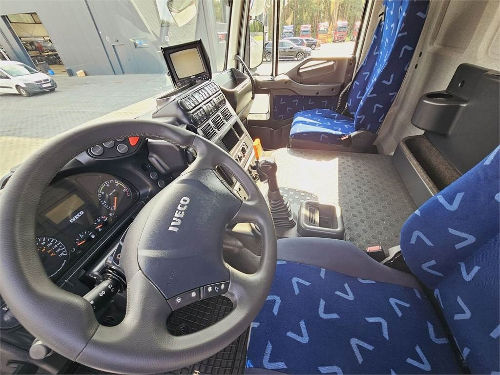 Caminhão limpa fossa Iveco MTS 4 x TURBINE MTS 4 x TURBINE Saugbagger vacuum: foto 17