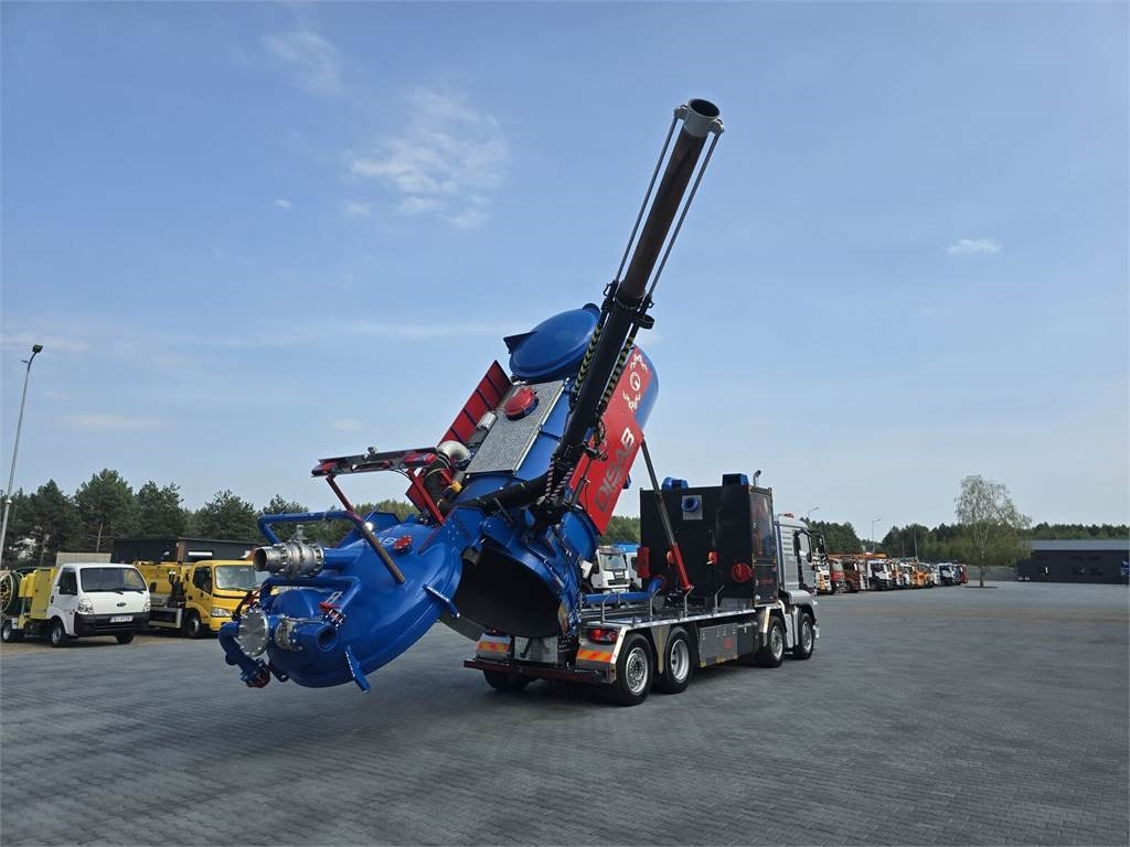 MAN Disab Centurion P210/9 ADR Vacuum suction-blowing - Caminhão limpa fossa: foto 1 MAN Disab Centurion P210/9 ADR Vacuum suction-blowing - Caminhão limpa fossa: foto 1